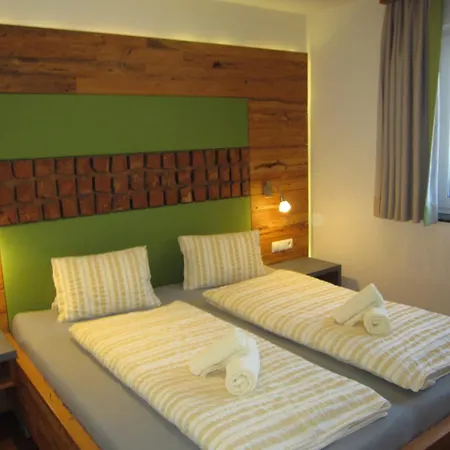 דירה Appartementhaus Gretzel וואגריין